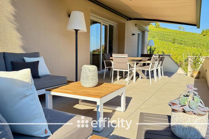 Maison - 383 m² - 12 pièces