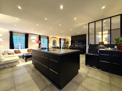 Maison - 149 m² - 6 pièces