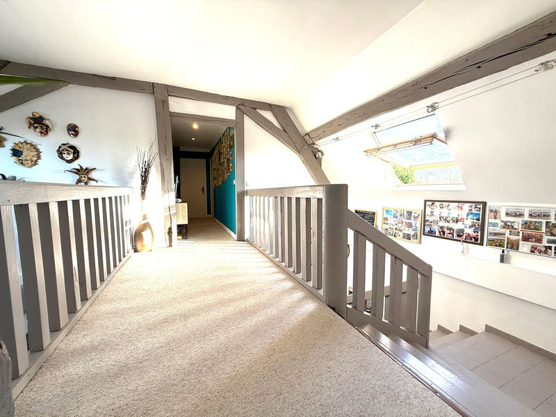 Propriété - 600 m² - 23 pièces