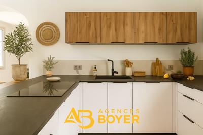 Appartement - 93 m² - 4 pièces