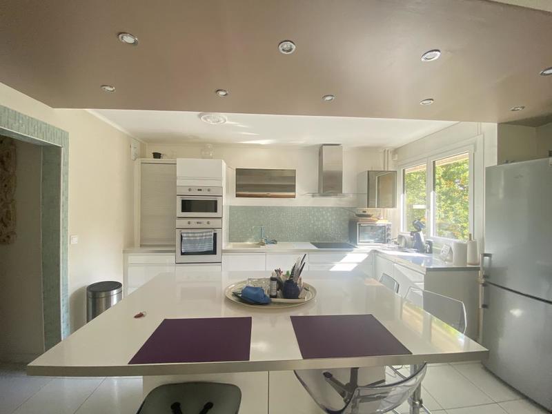 Appartement - 85 m² - 4 pièces