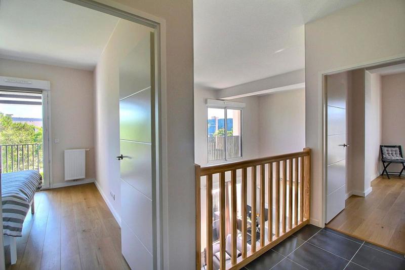 Appartement - 102 m² - 4 pièces