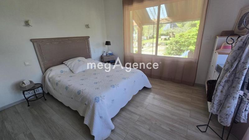 Maison - 315 m² - 5 pièces