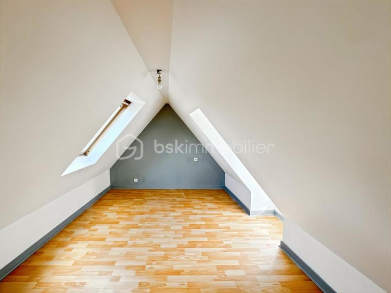 Maison - 74 m² - 6 pièces