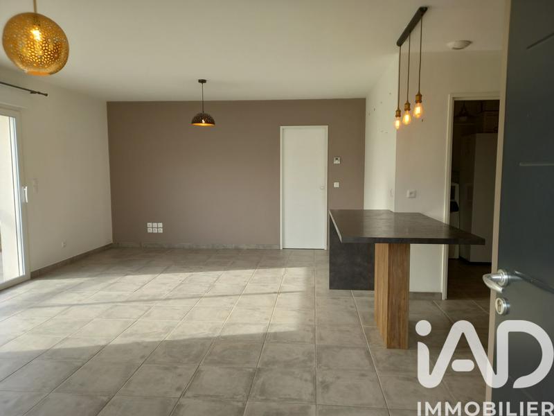 Maison - 93 m² - 5 pièces