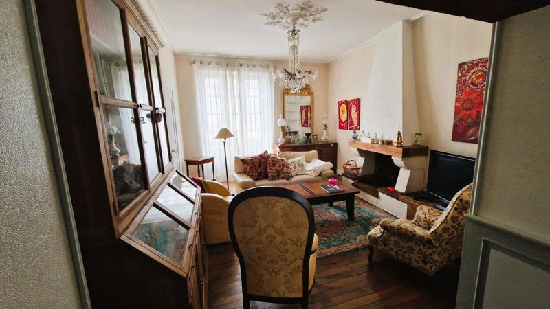 Maison - 160 m² - 7 pièces