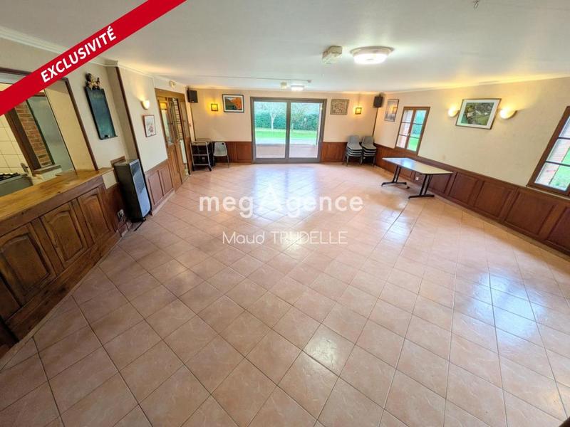 Maison - 408 m² - 14 pièces