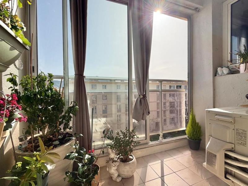 Appartement - 68 m² - 4 pièces