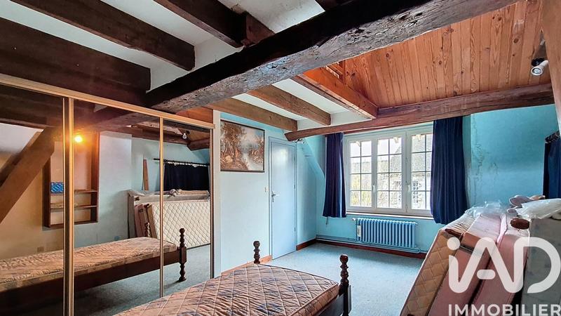 Maison - 185 m² - 8 pièces