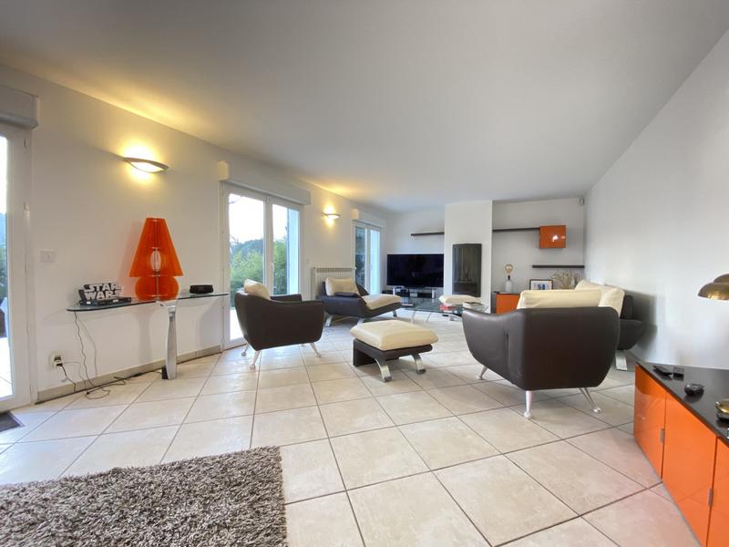 Villa - 183 m² - 7 pièces