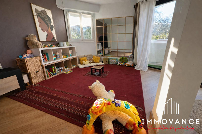 Appartement - 84 m² - 3 pièces