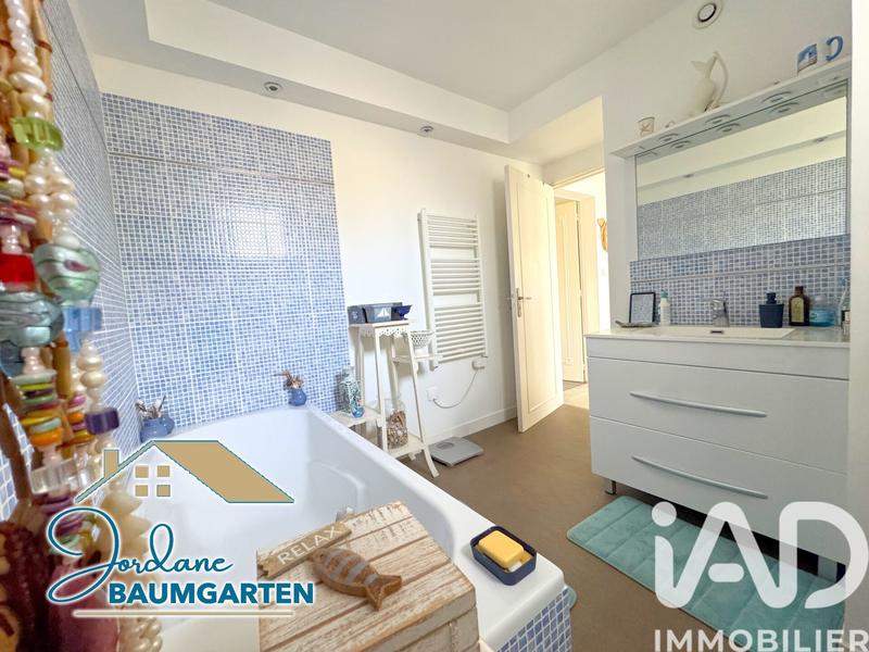 Maison - 143 m² - 6 pièces