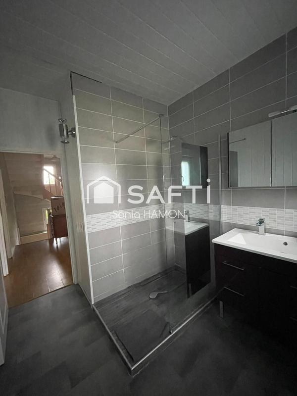 Maison - 164 m² - 9 pièces