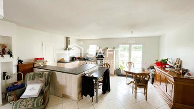 Maison - 85 m² - 4 pièces