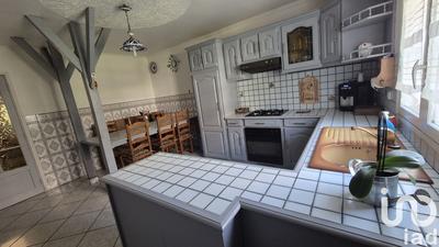 Maison - 144 m² - 7 pièces