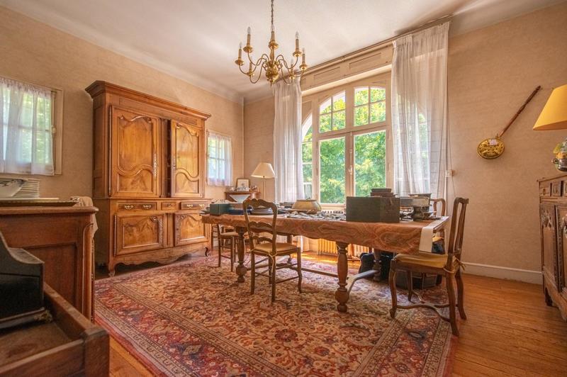 Villa - 295 m² - 12 pièces