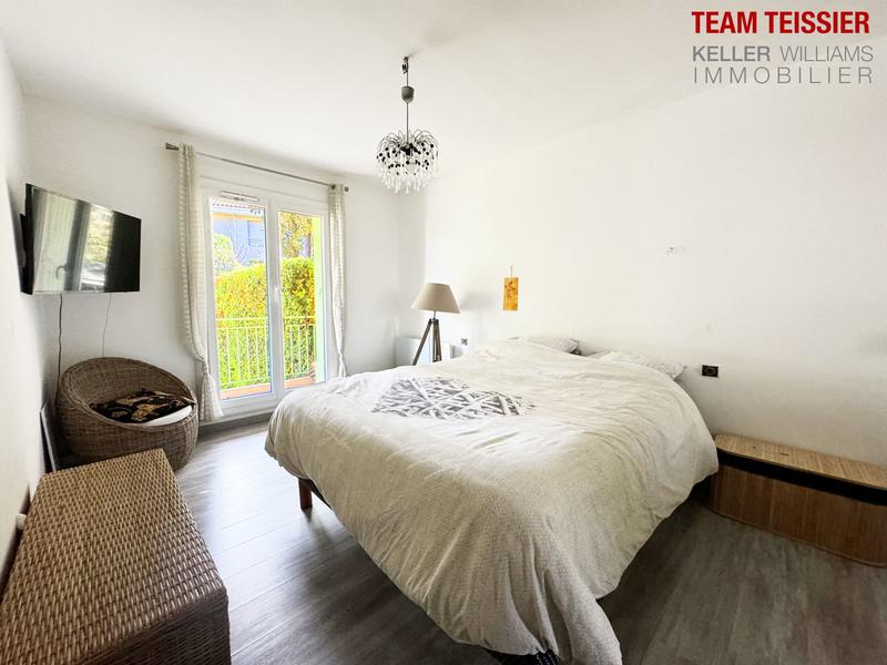 Appartement - 105 m² - 4 pièces