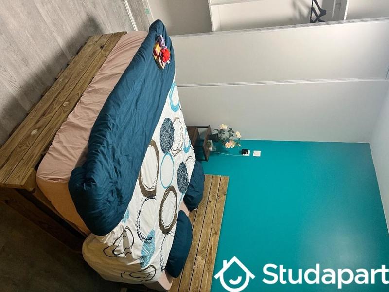 Chambre - 11 m² - 1 pièce