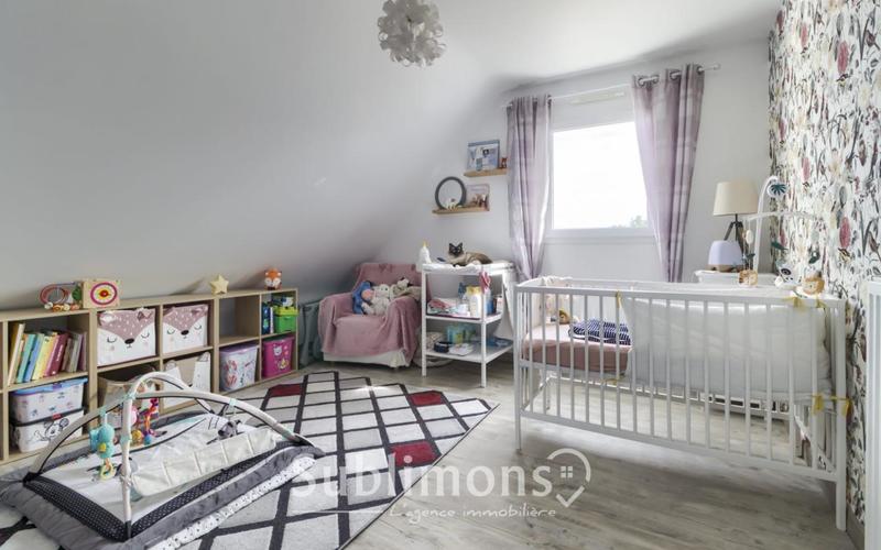 Maison - 95 m² - 5 pièces