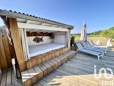 Maison - 256 m² - 7 pièces