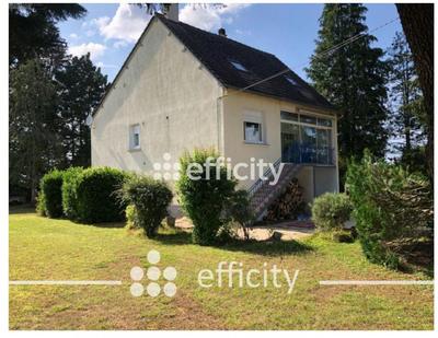 Maison - 205 m² - 8 pièces