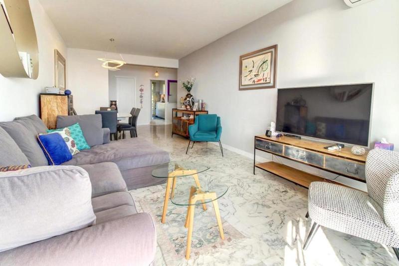 Appartement - 80 m² - 3 pièces