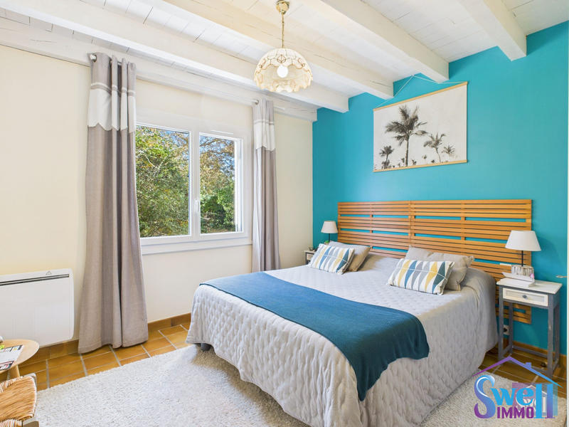 Maison traditionnelle - 140 m² - 6 pièces