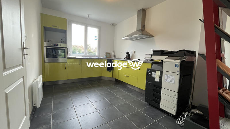 Maison - 80 m² - 5 pièces