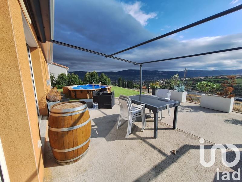 Maison - 92 m² - 4 pièces