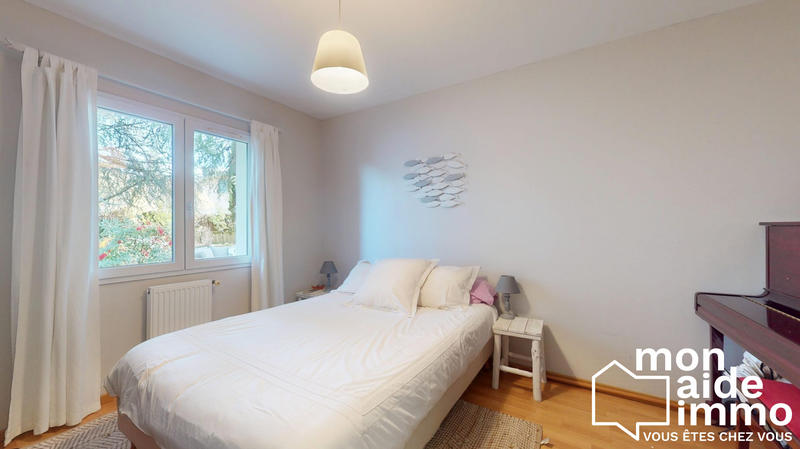 Maison traditionnelle - 170 m² - 6 pièces