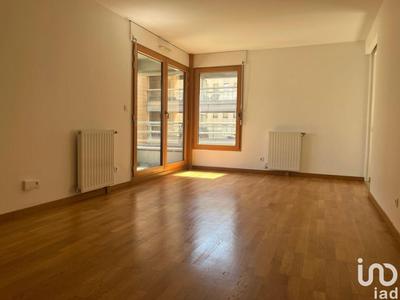 Appartement - 76 m² - 3 pièces