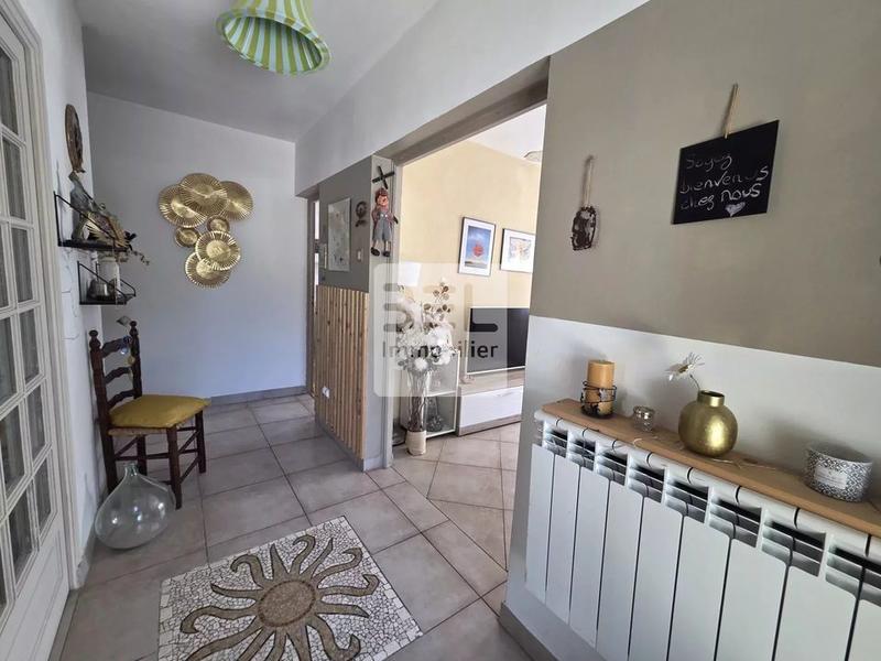 Villa - 107 m² - 6 pièces