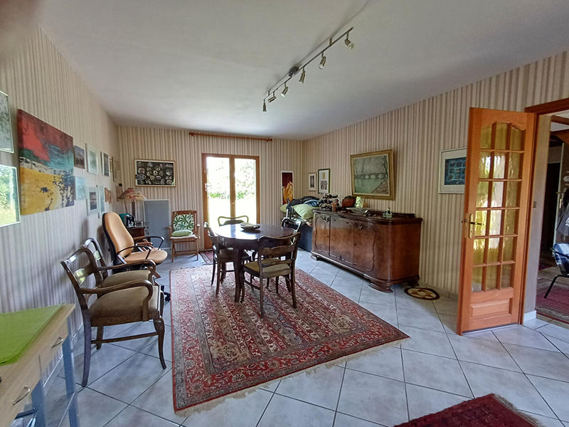 Maison - 102 m² - 6 pièces