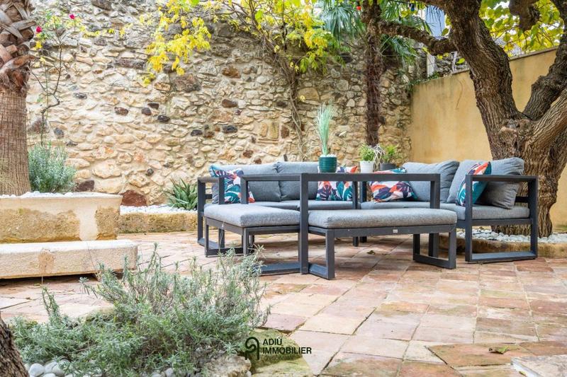 Maison de village - 262 m² - 7 pièces