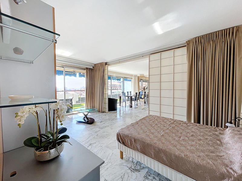 Appartement - 141 m² - 5 pièces