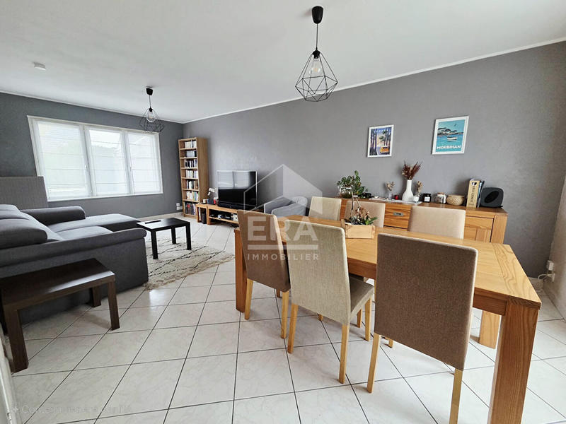 Maison - 95 m² - 6 pièces