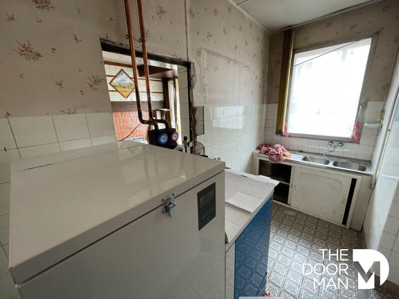 Maison - 260 m² - 10 pièces