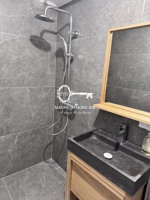 Duplex - 74 m² - 4 pièces