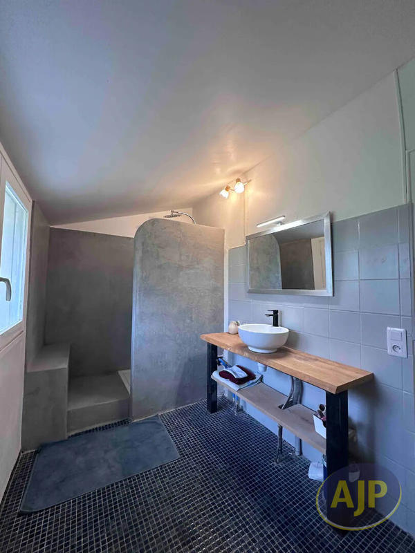 Maison - 146 m² - 4 pièces