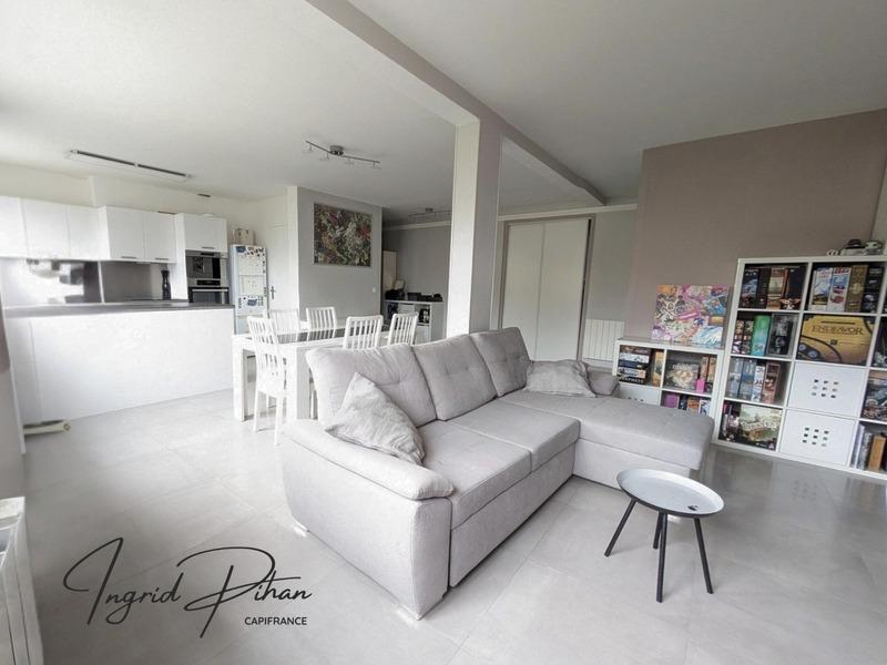 Appartement - 77 m² - 3 pièces