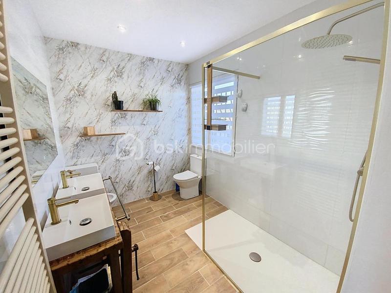 Maison - 130 m² - 5 pièces