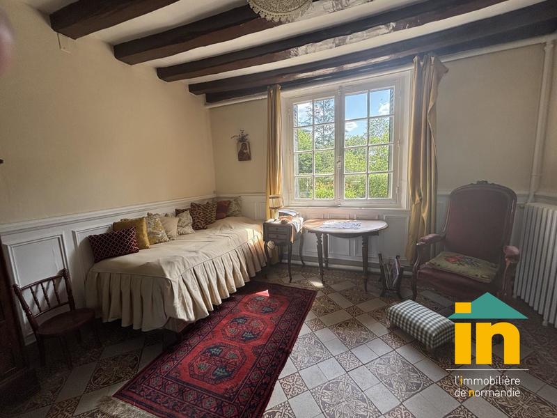 Maison - 180 m² - 9 pièces