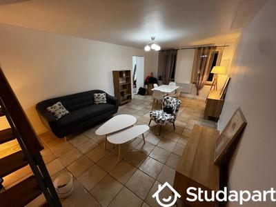 Chambre - 9 m² - 1 pièce