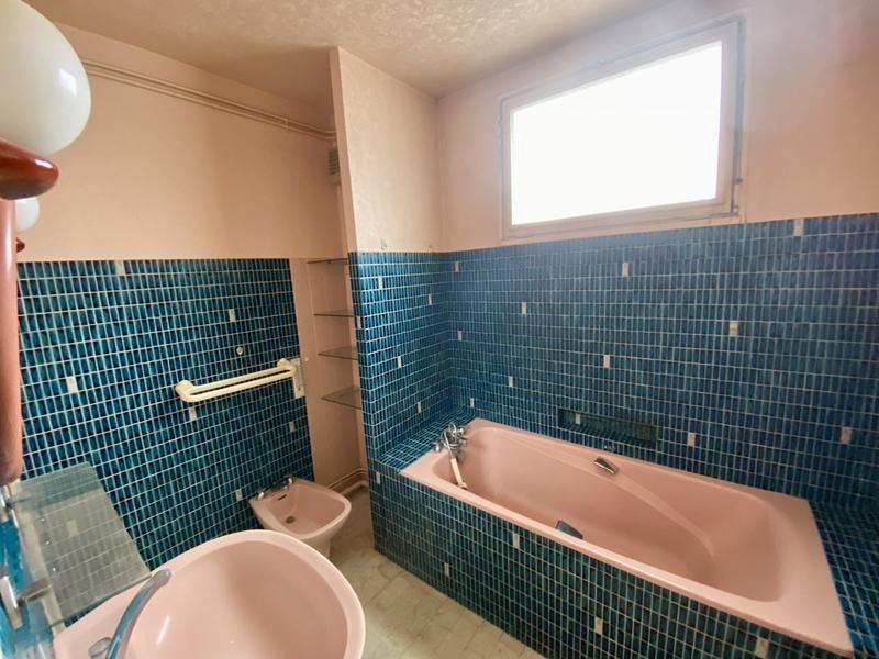 Appartement - 97 m² - 5 pièces