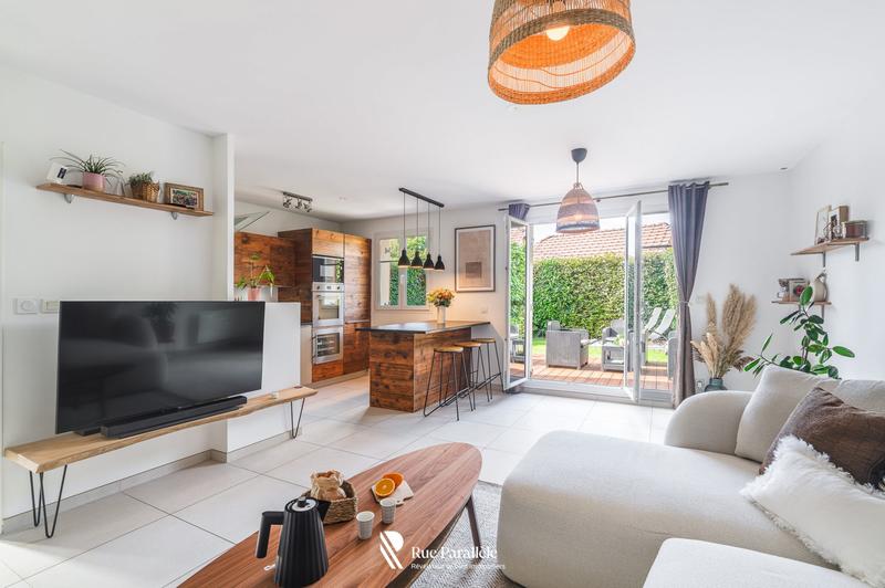 Maison - 90 m² - 4 pièces