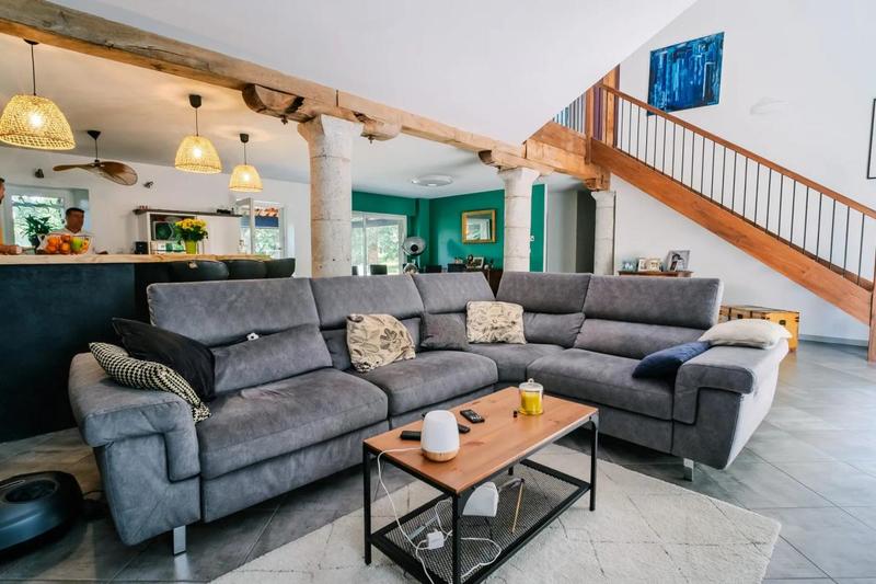 Maison - 180 m² - 6 pièces