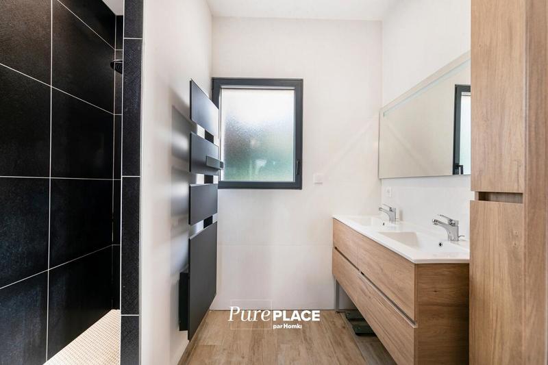 Maison - 197 m² - 6 pièces