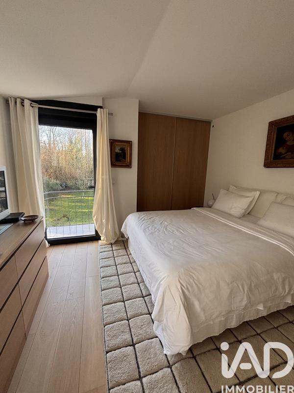 Maison - 180 m² - 8 pièces