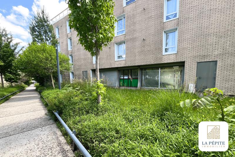 Local commercial - 90 m²