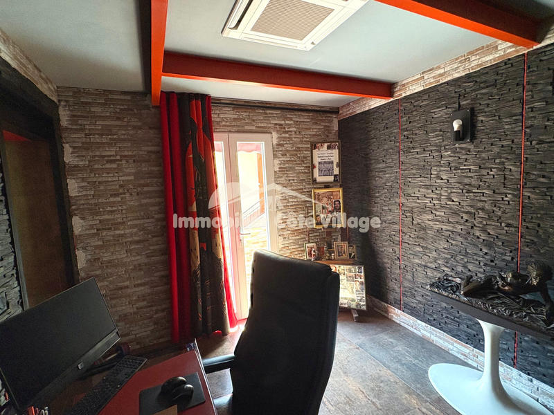 Maison - 105 m² - 5 pièces